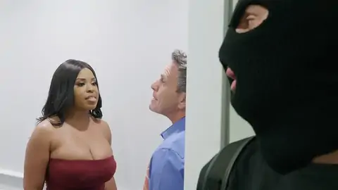 Burglar concludes up smashing a large-chested dark-hued with huge bobos